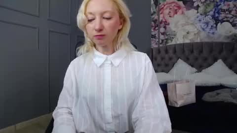 Natalie online show from March 10, 2025, 6:49 am