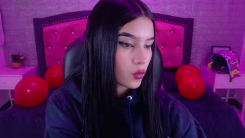 natalie  online show from February 26, 2026, 3:38 am