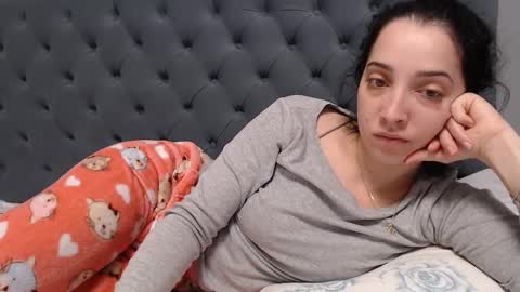 Miia online show from February 3, 2025, 3:09 am