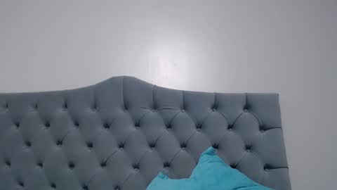 Miia online show from February 17, 2025, 6:31 am