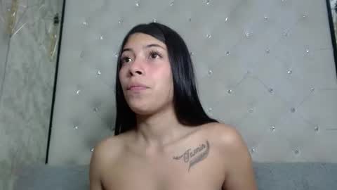 Natalie online show from November 21, 2025, 11:42 am