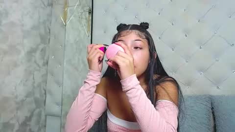 Snapshot of nataliepetite3x chatting on February 12, 2026, 2:01 pm Natalie online show from February 12, 2026, 2:01 pm