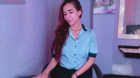 natalliapradas online show from September 30, 2025, 8:03 pm