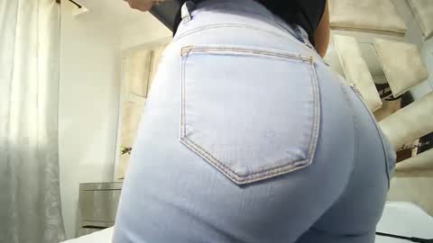 Natalye foster online show from December 4, 2024, 7:34 pm