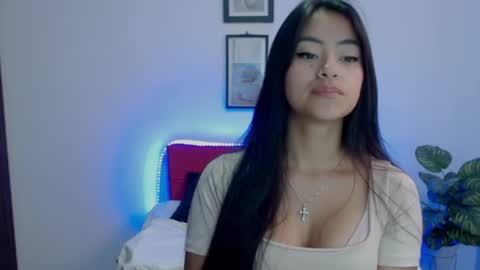 Nataly Escobar online show from March 6, 2026, 2:35 pm