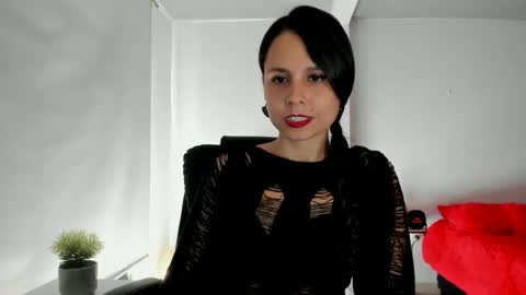 natalyfitt_7 online show from May 7, 2026, 8:58 pm