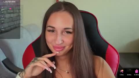 Snapshot of natalyfreman chatting on June 19, 2026, 5:56 am Nataly online show from June 19, 2026, 5:56 am