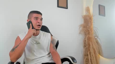 natan_77 online show from November 11, 2025, 2:39 pm