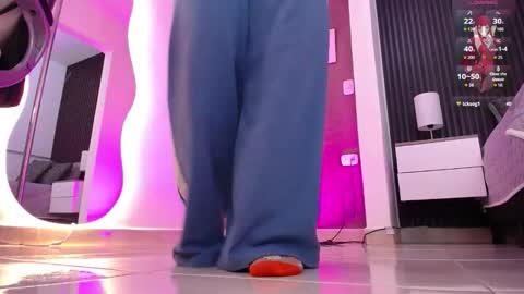 Snapshot of natasha__jackson chatting on October 7, 2025, 12:57 pm natasha online show from October 7, 2025, 12:57 pm