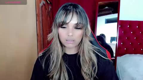 natasha__magics online show from October 12, 2025, 3:49 am