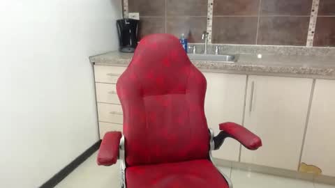  N A T A S H A  online show from February 26, 2026, 9:03 pm