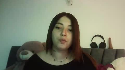 natalia online show from May 1, 2026, 7:51 pm