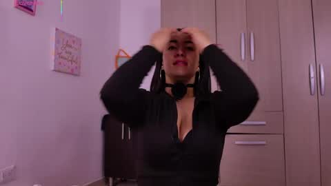 natasha_klump online show from June 10, 2026, 10:03 am