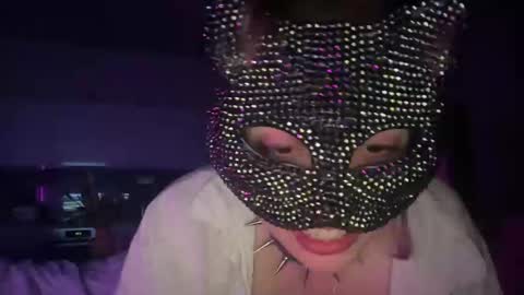 Natasha Saade online show from March 4, 2026, 10:38 pm