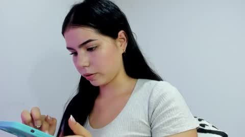 Natalia online show from October 9, 2025, 9:46 pm