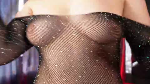 Natasha Vesper  online show from November 8, 2025, 12:38 pm