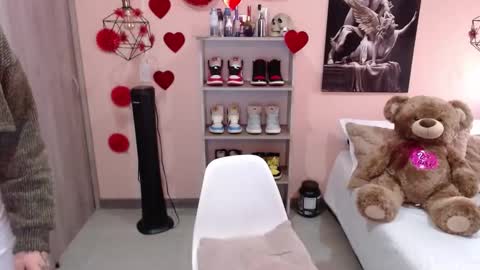 Nat online show from March 5, 2025, 3:18 pm