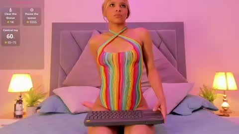 natashaa_vega online show from June 28, 2026, 5:52 pm