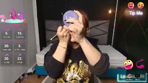 Natasha Mason online show from September 22, 2025, 12:18 pm