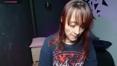 Natasha Mason online show from December 5, 2025, 11:52 am