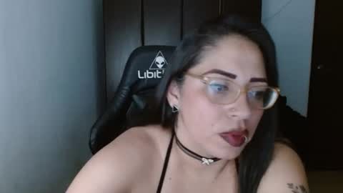 Natasha Smithe  online show from March 5, 2025, 4:24 am