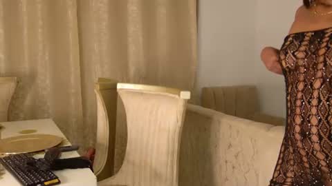 Snapshot of natazhaqueen chatting on June 21, 2026, 9:23 am nathalia online show from June 21, 2026, 9:23 am