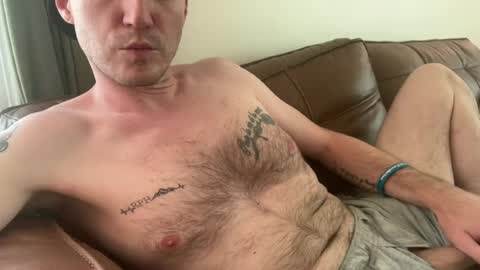 Snapshot of naterando chatting on June 19, 2026, 7:39 pm naterando online show from June 19, 2026, 7:39 pm