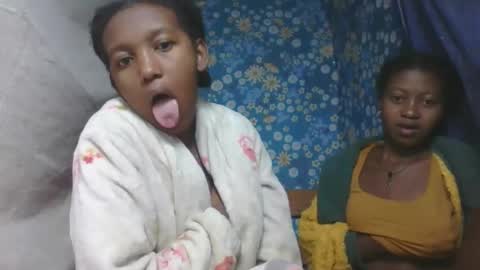nathalia069 online show from May 26, 2026, 2:18 am