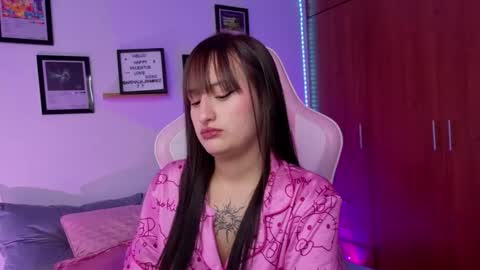 Nathalia Ramirez online show from February 19, 2026, 7:04 am