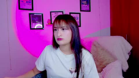 Nathalia Ramirez online show from July 1, 2026, 1:40 am