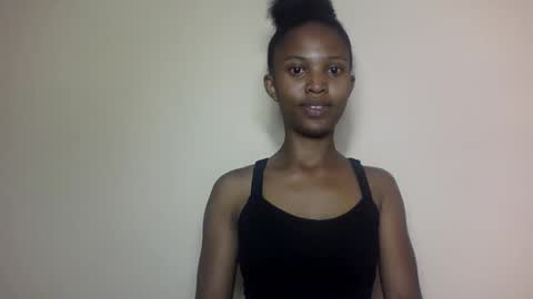 Snapshot of nathalie004 chatting on November 2, 2025, 7:00 am nathalie004 online show from November 2, 2025, 7:00 am