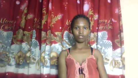 Snapshot of nathalie004 chatting on November 25, 2025, 5:51 am nathalie004 online show from November 25, 2025, 5:51 am