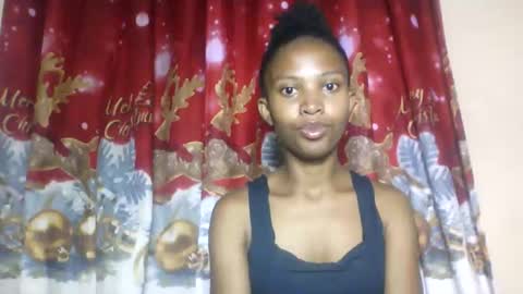 Snapshot of nathalie004 chatting on December 2, 2025, 5:57 am nathalie004 online show from December 2, 2025, 5:57 am