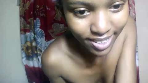 Snapshot of nathalie004 chatting on December 5, 2025, 6:44 am nathalie004 online show from December 5, 2025, 6:44 am