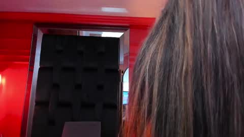 nathalie rossel online show from March 4, 2025, 1:12 am