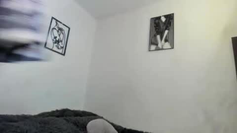 Nathaly online show from November 14, 2025, 10:40 pm