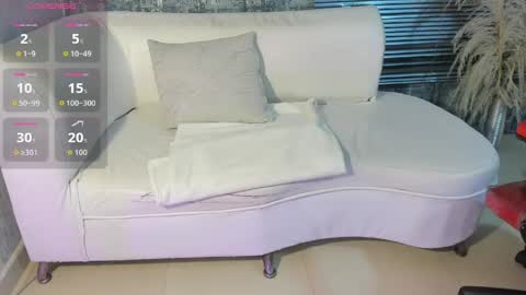        online show from April 20, 2026, 8:32 pm