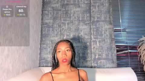 Snapshot of nathalyleen chatting on June 24, 2026, 8:19 pm online show from June 24, 2026, 8:19 pm