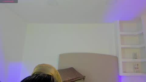 NATHALY  online show from January 25, 2025, 10:40 am