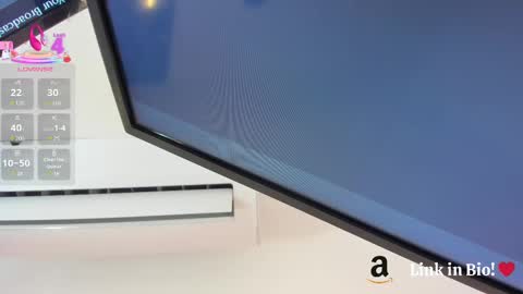 NATHALY  online show from October 8, 2025, 10:35 am