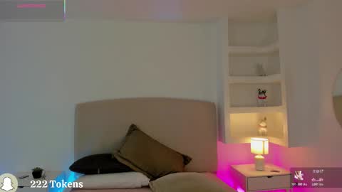 NATHALY  online show from November 7, 2025, 10:37 am