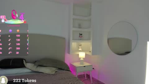 NATHALY  online show from December 5, 2025, 10:35 am