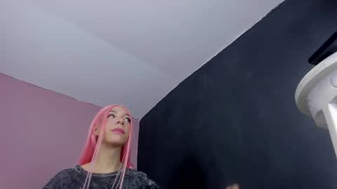 Nathaly online show from September 13, 2025, 2:39 pm