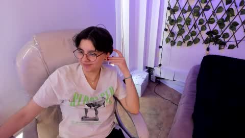 nathalyy_ds online show from October 1, 2025, 8:48 pm