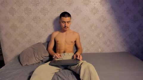 nathan_baker__ online show from November 29, 2025, 7:28 pm