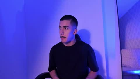 nathan_baker__ online show from December 4, 2025, 12:36 pm