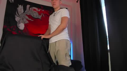 Snapshot of nathan_blake_ chatting on May 6, 2026, 4:23 pm Nathan online show from May 6, 2026, 4:23 pm