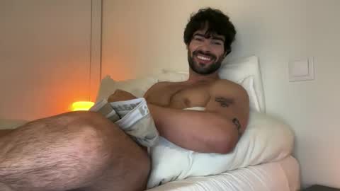 Nathaniel online show from April 25, 2026, 9:34 pm