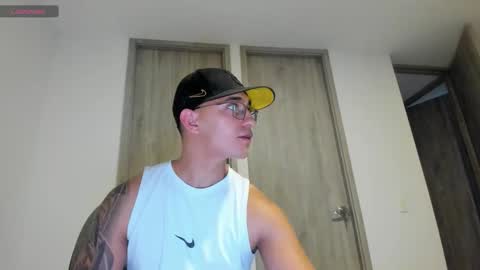 nathan_gross online show from April 3, 2026, 9:35 pm