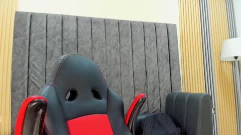 nathan_shimmer online show from January 11, 2026, 9:53 pm